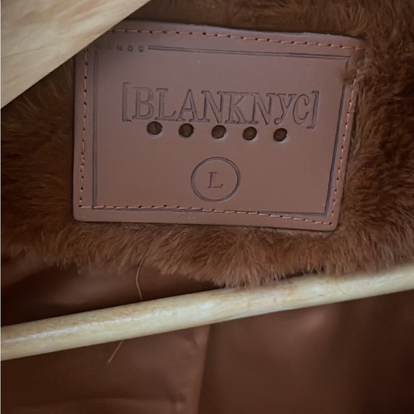 Crop faux fur jacket BlankNYC - Picture 2 of 4